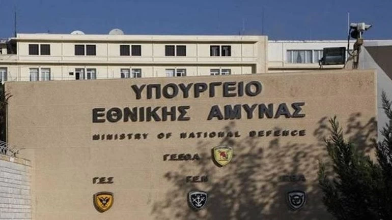 Τα βιογραφικά των νέων αρχηγών ΓΕΕΘΑ, ΓΕΣ και ΓΕΑ